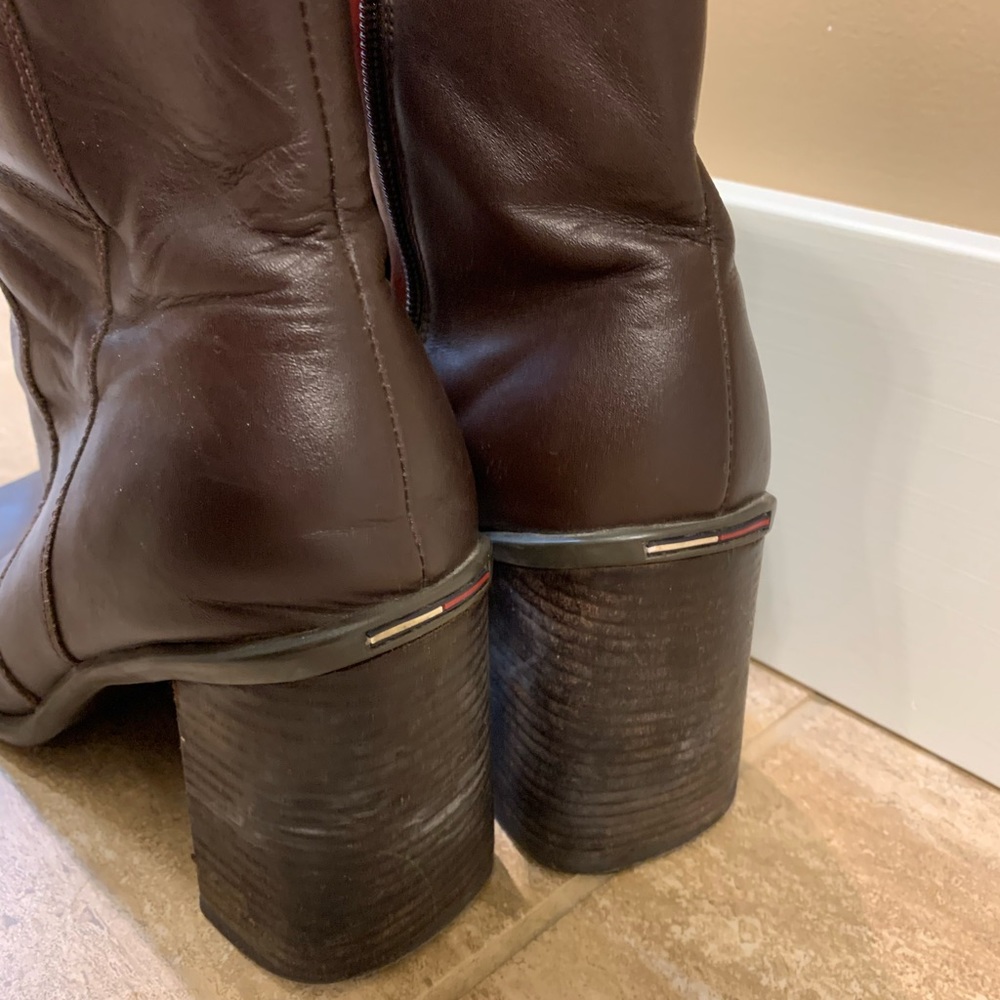 Tommy Hilfiger brown boots